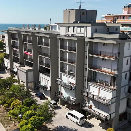 Laguna Grande Апартаменти